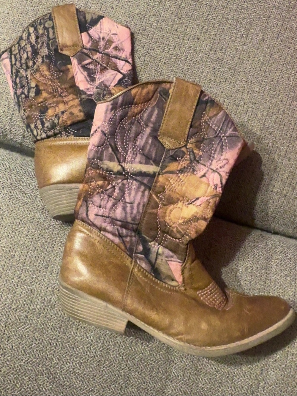 Girls' Brown & Pink Camo Rodeo Ropers Boots